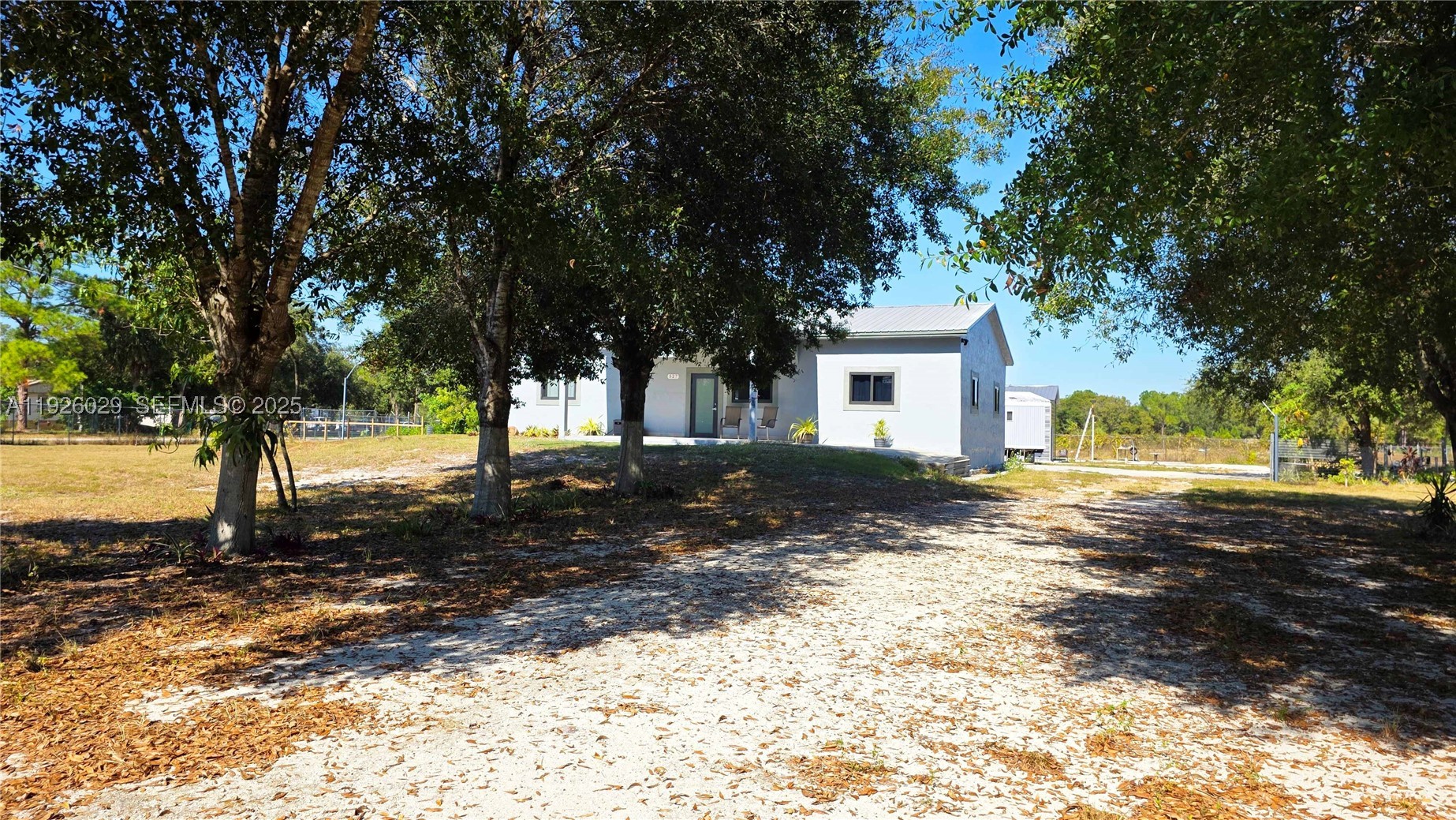 527 Perimeter Rd Property Photo 34