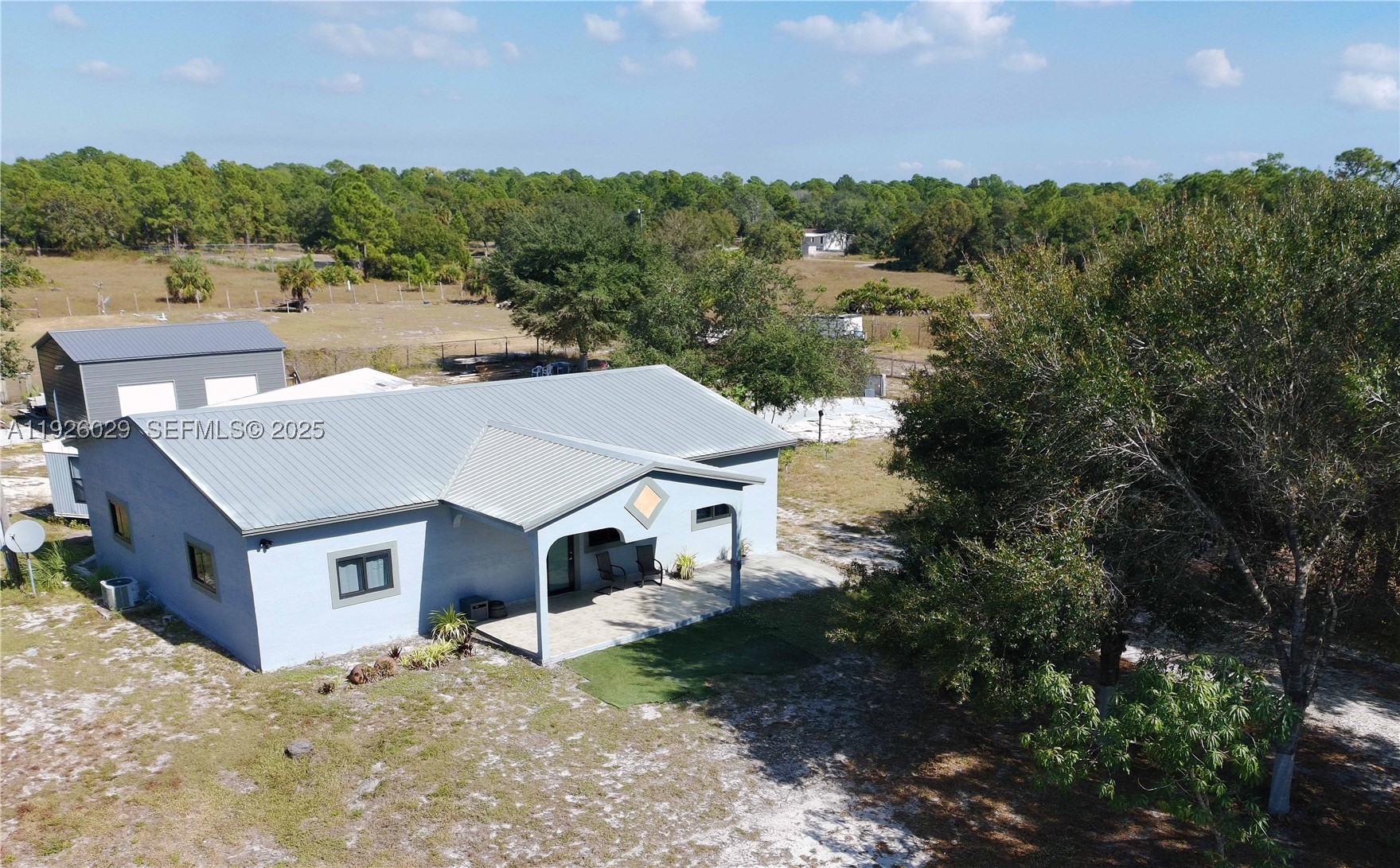 527 Perimeter Rd Property Photo 35
