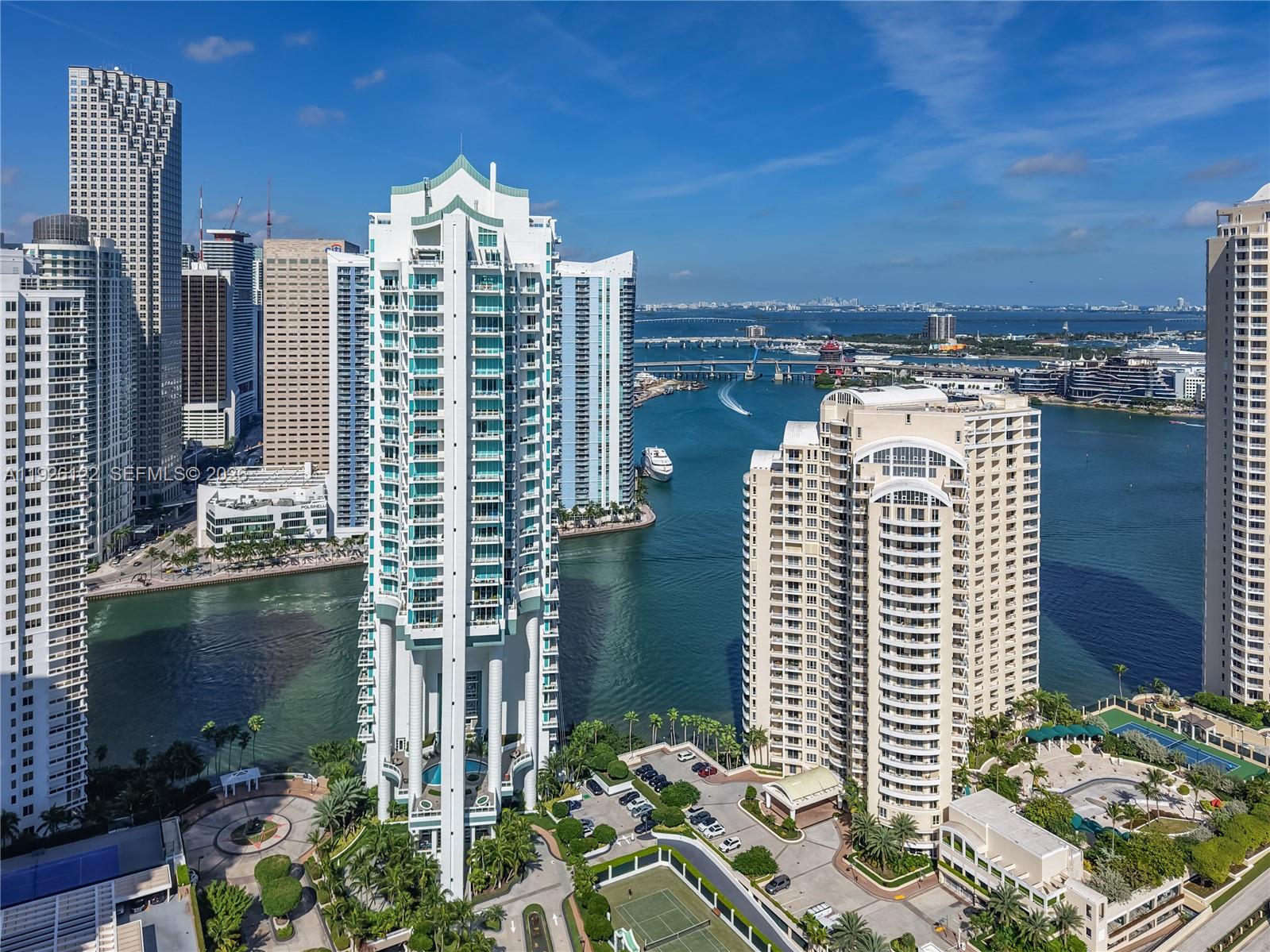 900 Brickell Key Blvd 803 Property Photo 29