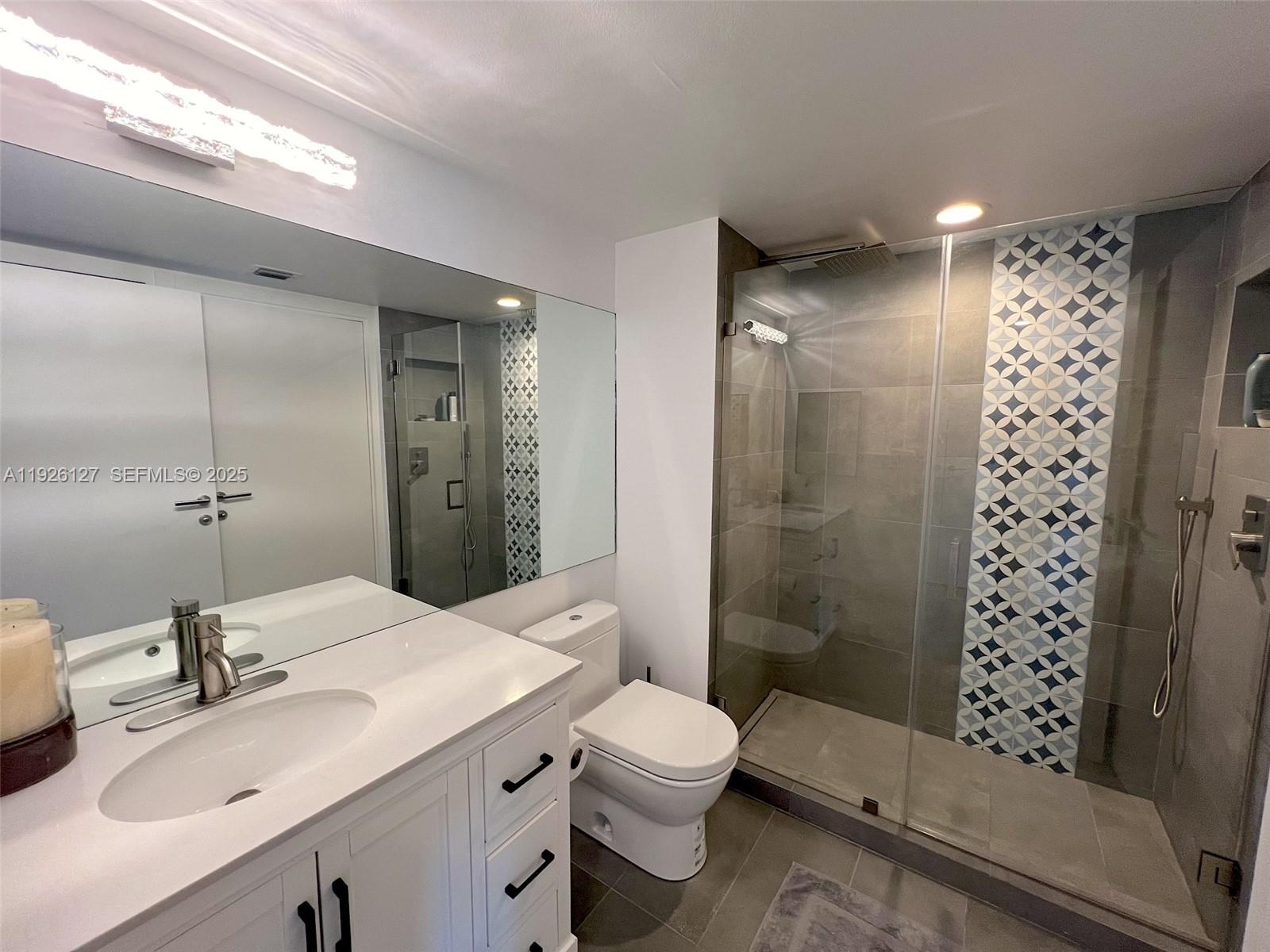 650 West Ave 1001 Property Photo 20