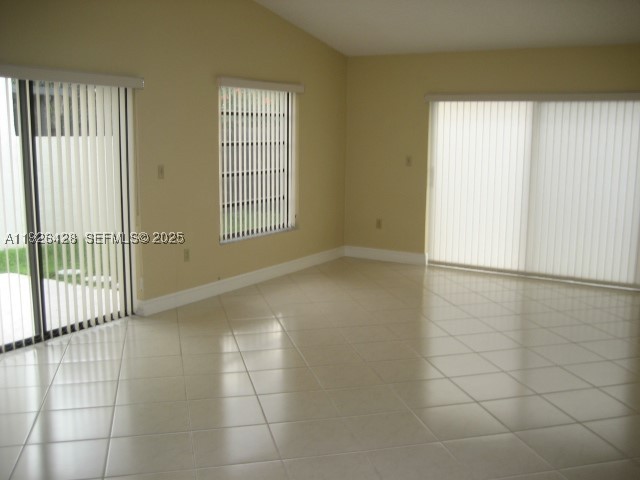 9044 Sw 112 Ct Property Photo 3