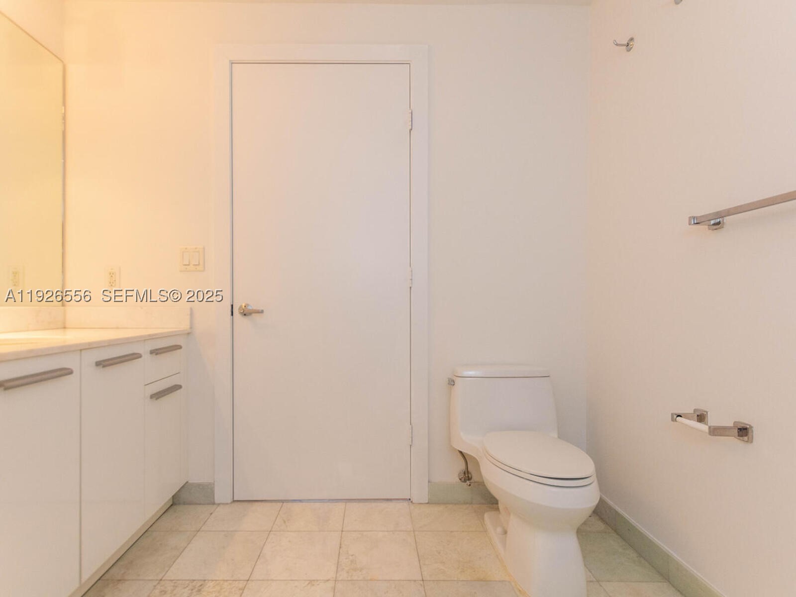 1050 Brickell Ave 606 Property Photo 24
