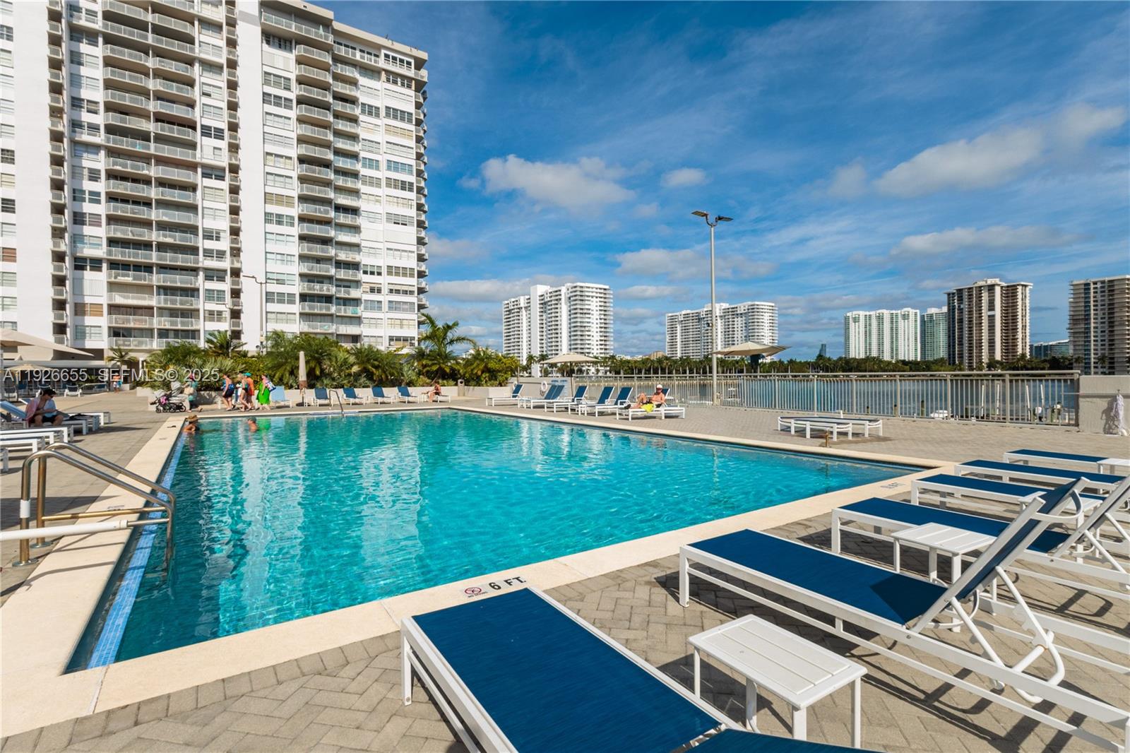 18011 Biscayne Blvd 1501 Property Photo 4