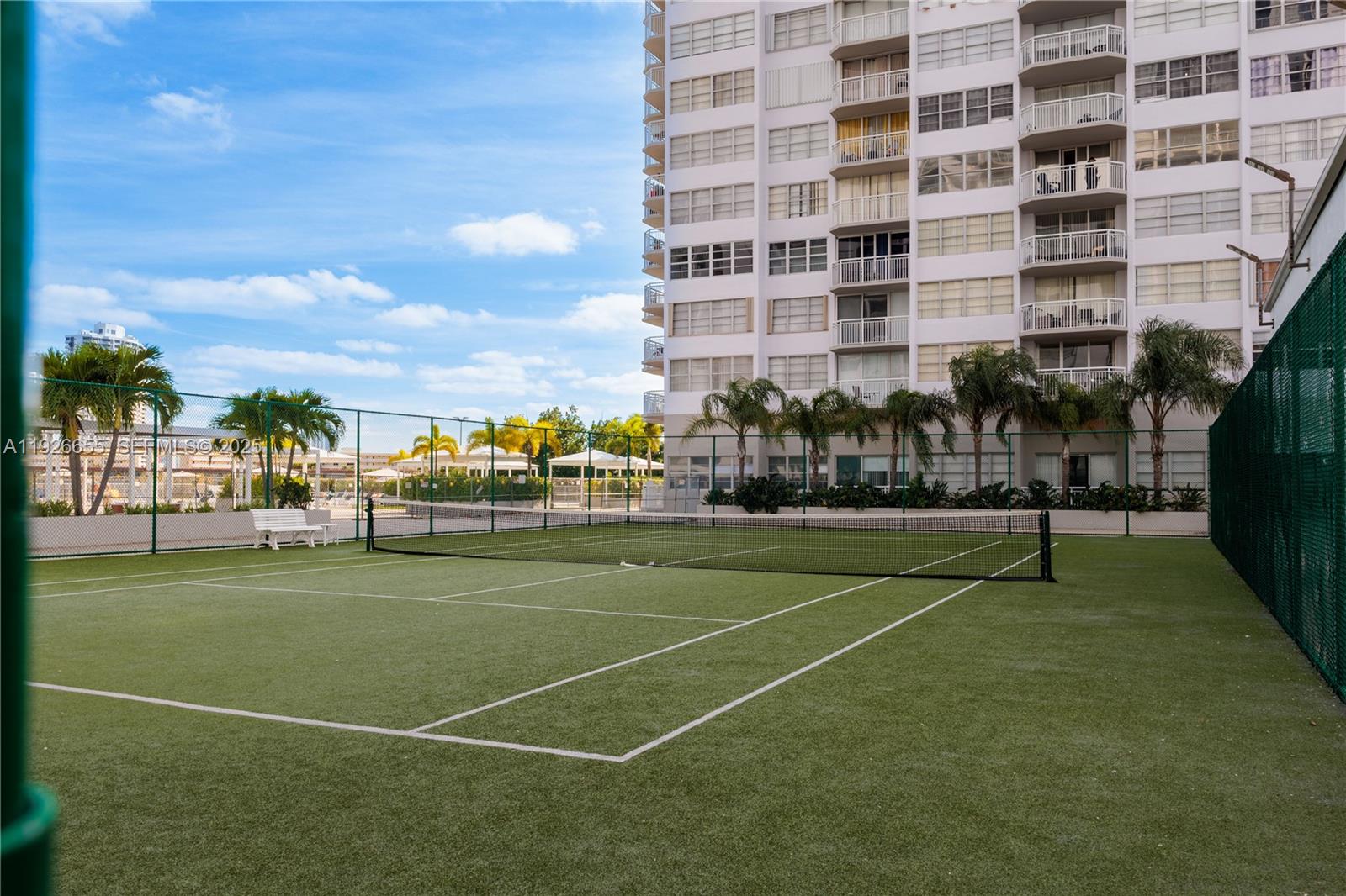 18011 Biscayne Blvd 1501 Property Photo 7