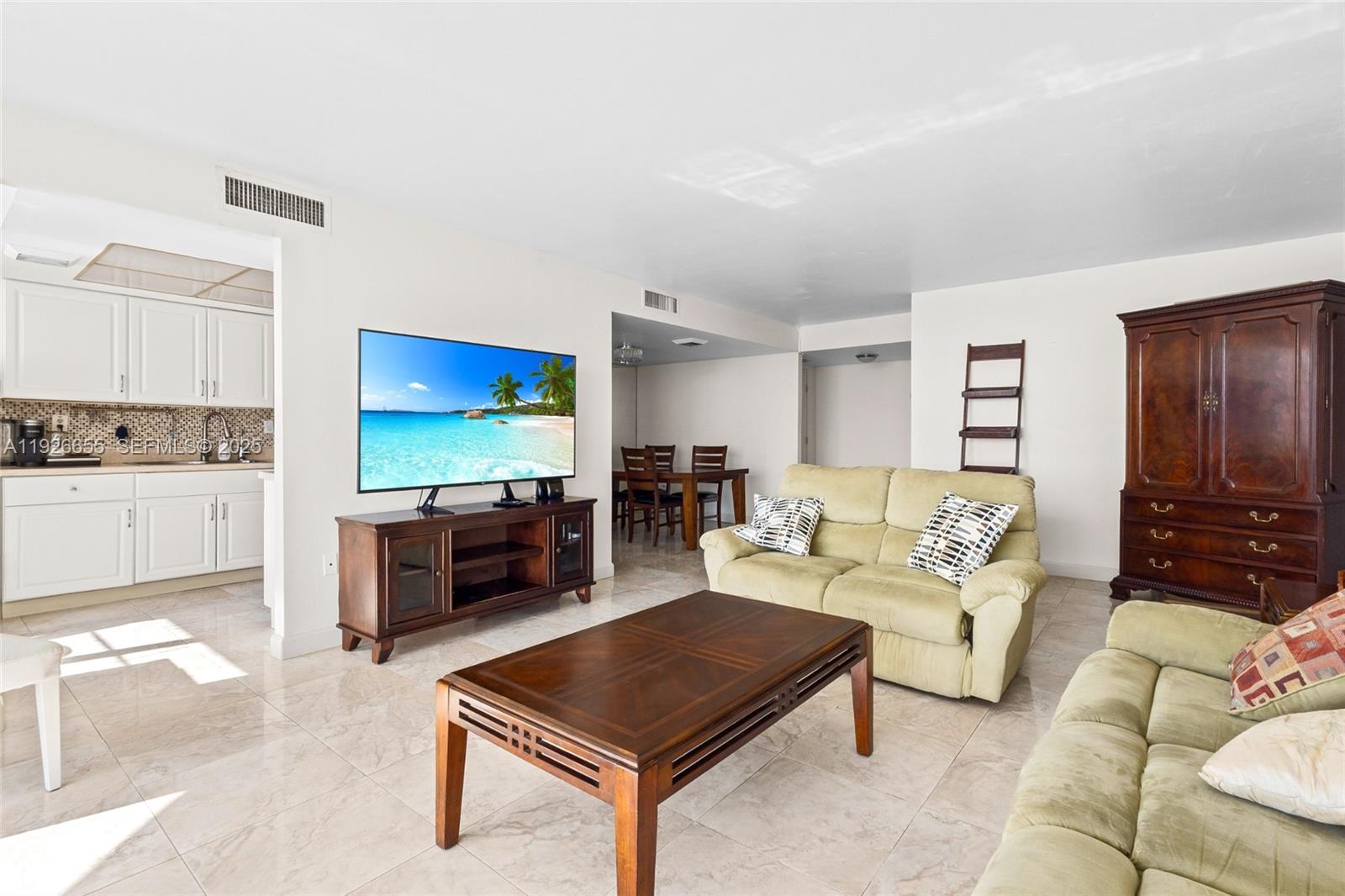18011 Biscayne Blvd 1501 Property Photo 16