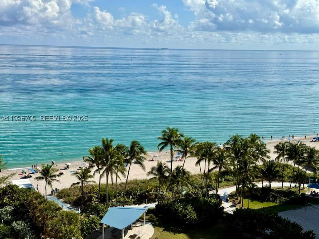 1850 S Ocean Dr 1405 Property Photo 2
