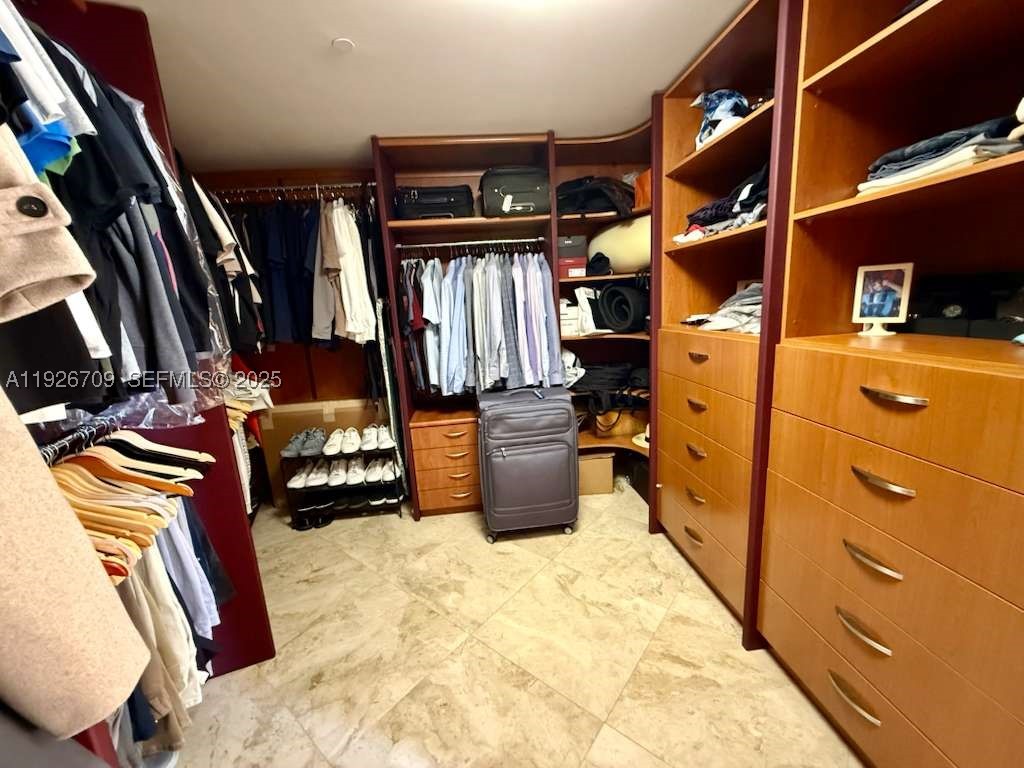 1850 S Ocean Dr 1405 Property Photo 19