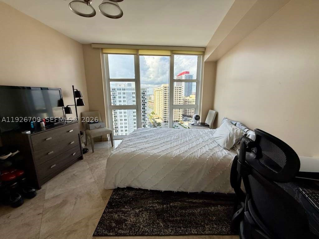 1850 S Ocean Dr 1405 Property Photo 23