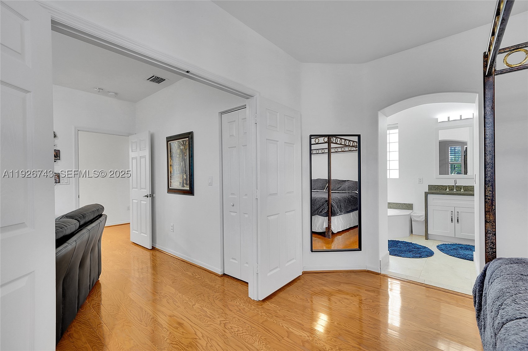 1135 Satinleaf St Property Photo 14