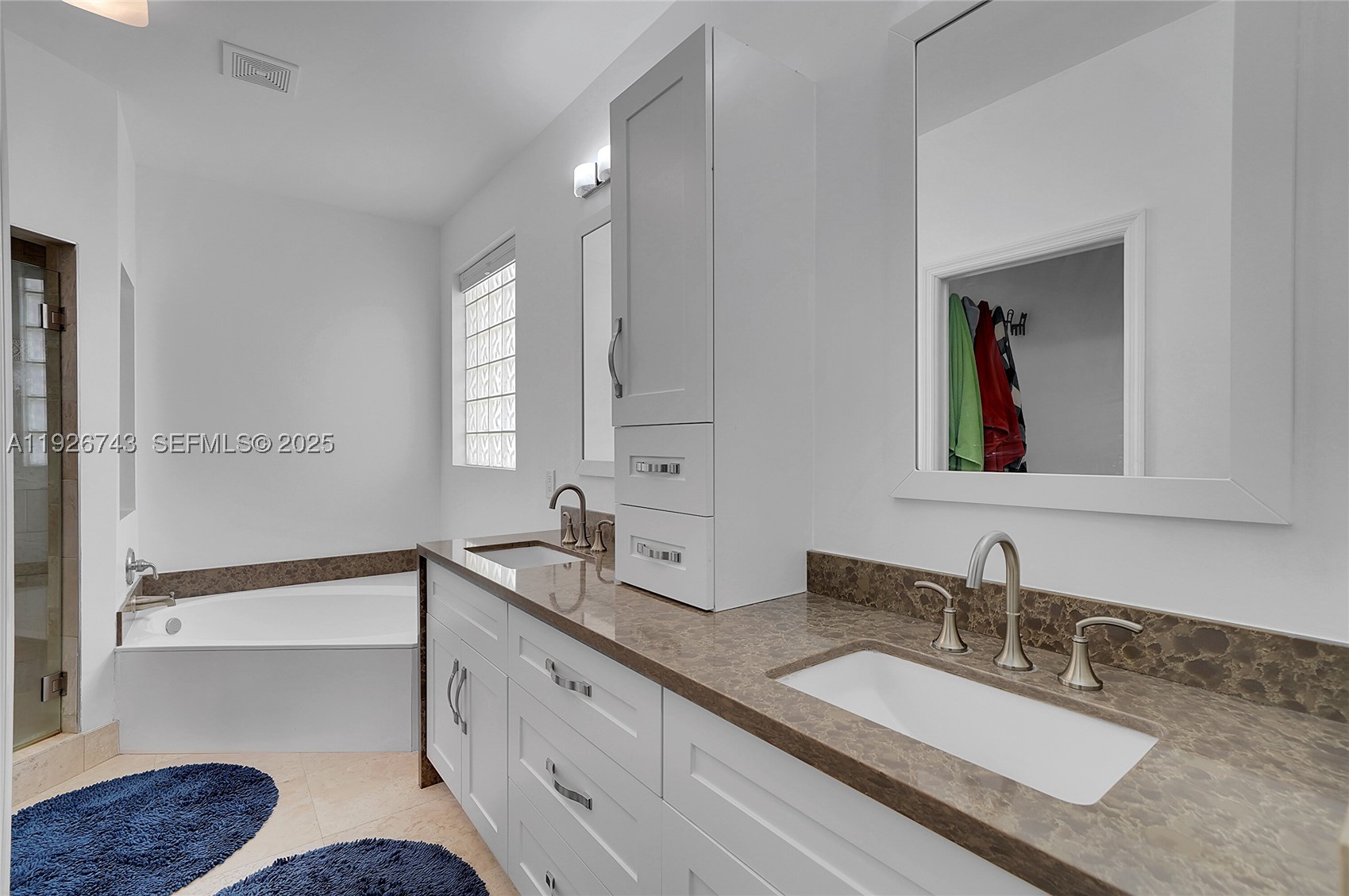1135 Satinleaf St Property Photo 15