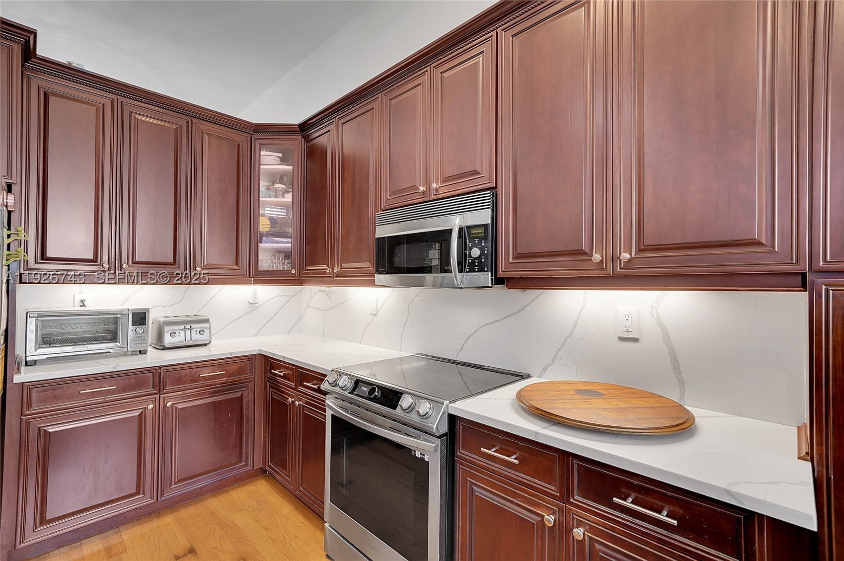1135 Satinleaf St Property Photo 36