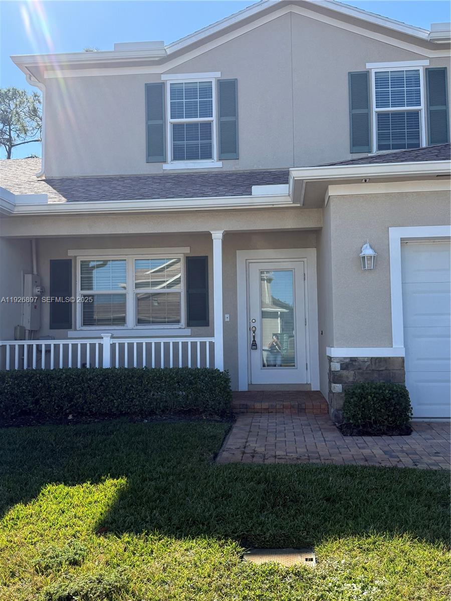 977 Ne Trailside Run Property Photo 1