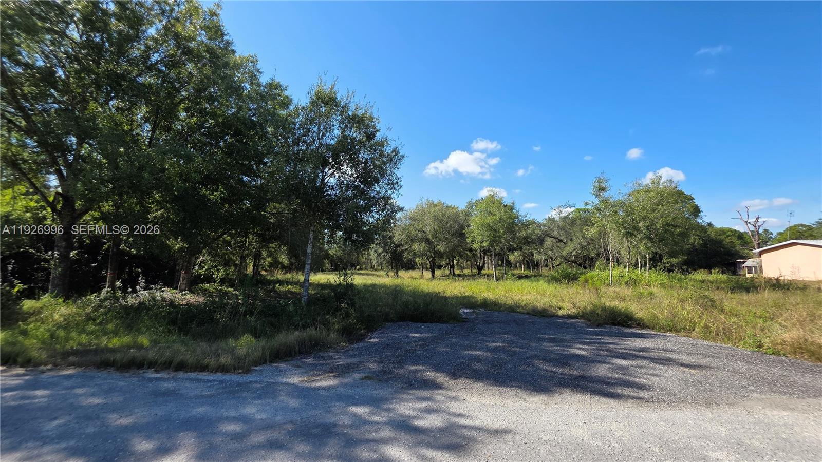 340 N Jinete St Property Photo 7