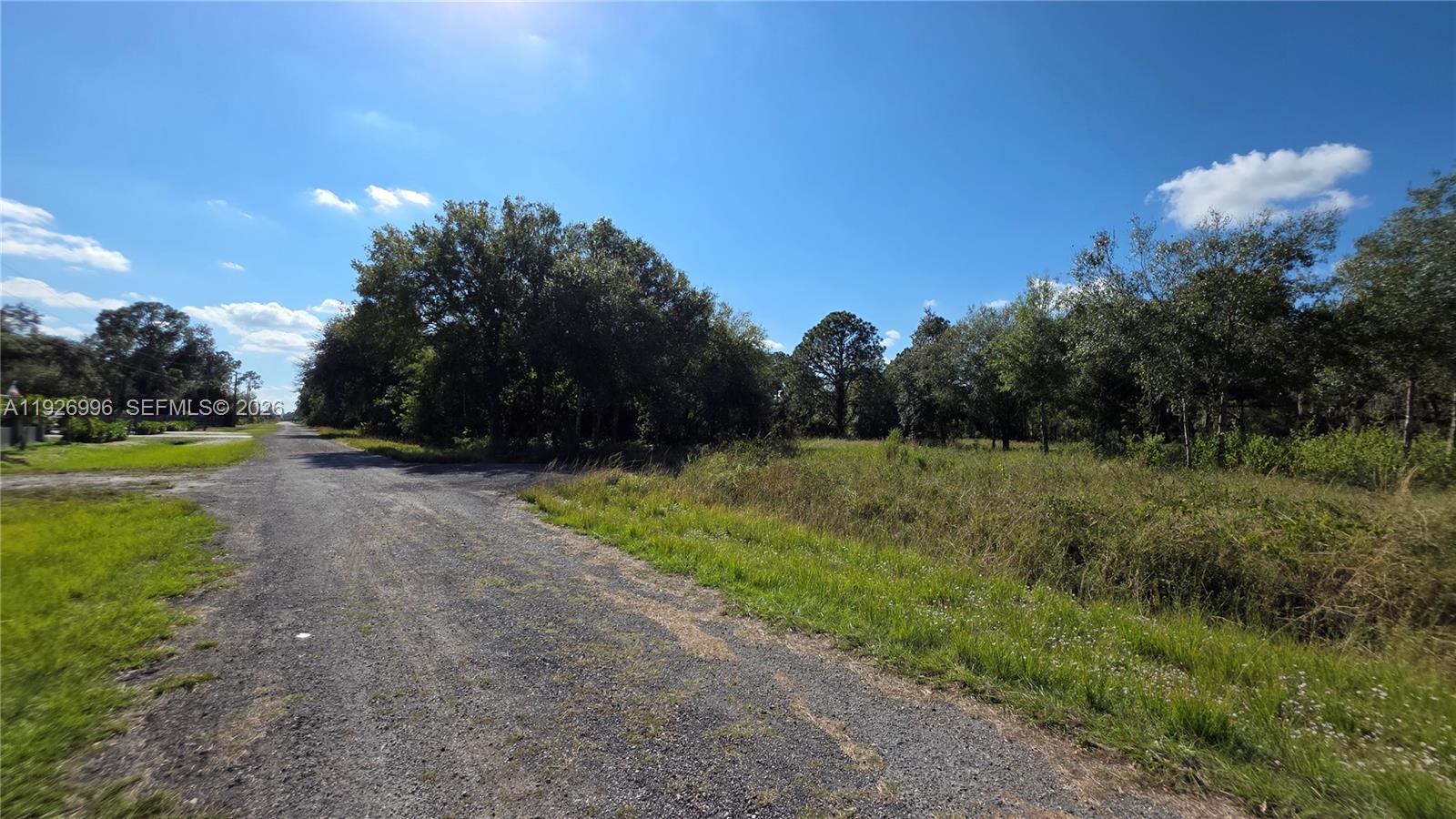 340 N Jinete St Property Photo 20