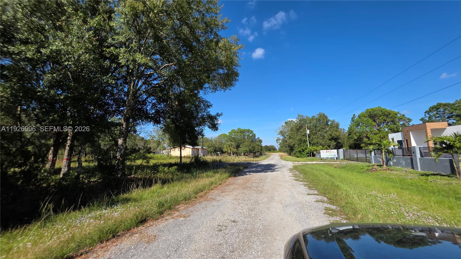 340 N Jinete St Property Photo 22