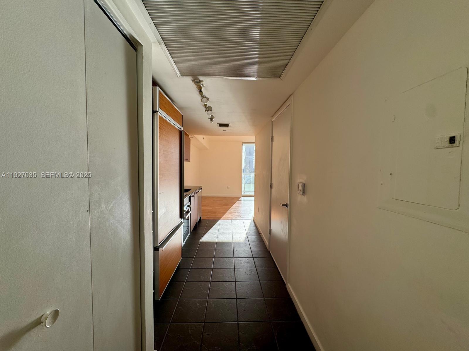 50 Biscayne Blvd 1703 Property Photo 4