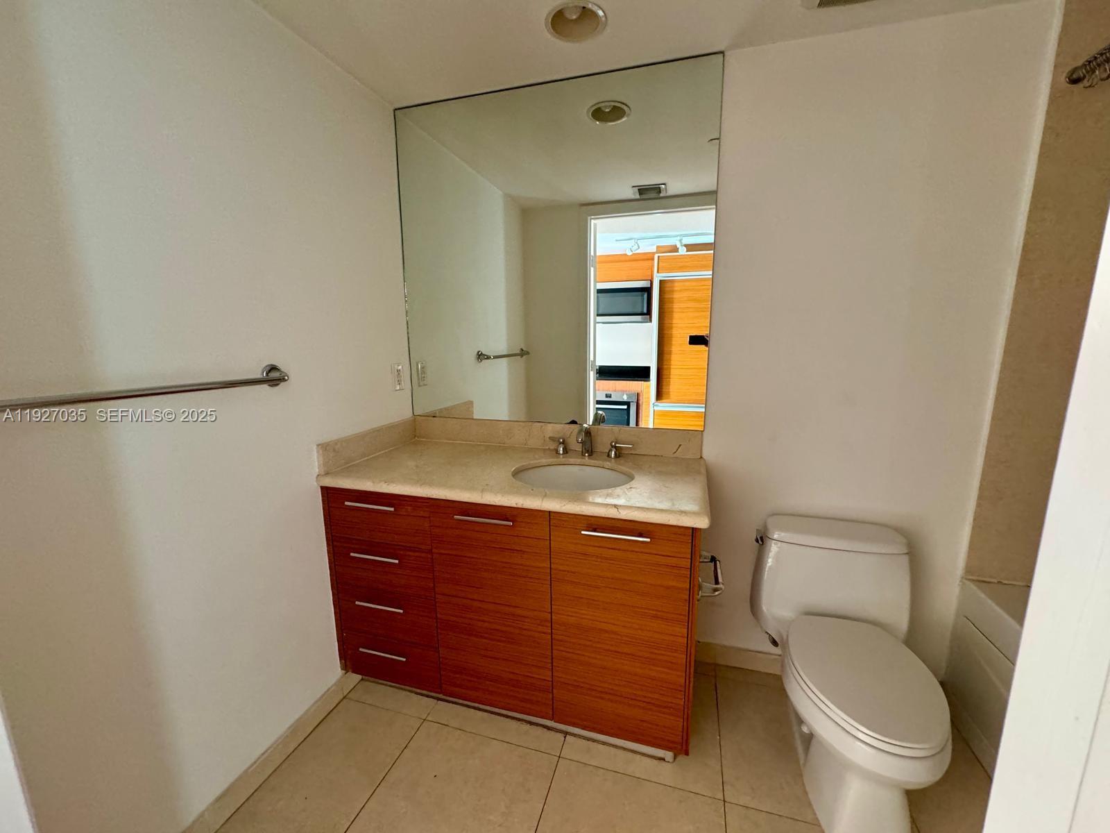 50 Biscayne Blvd 1703 Property Photo 17