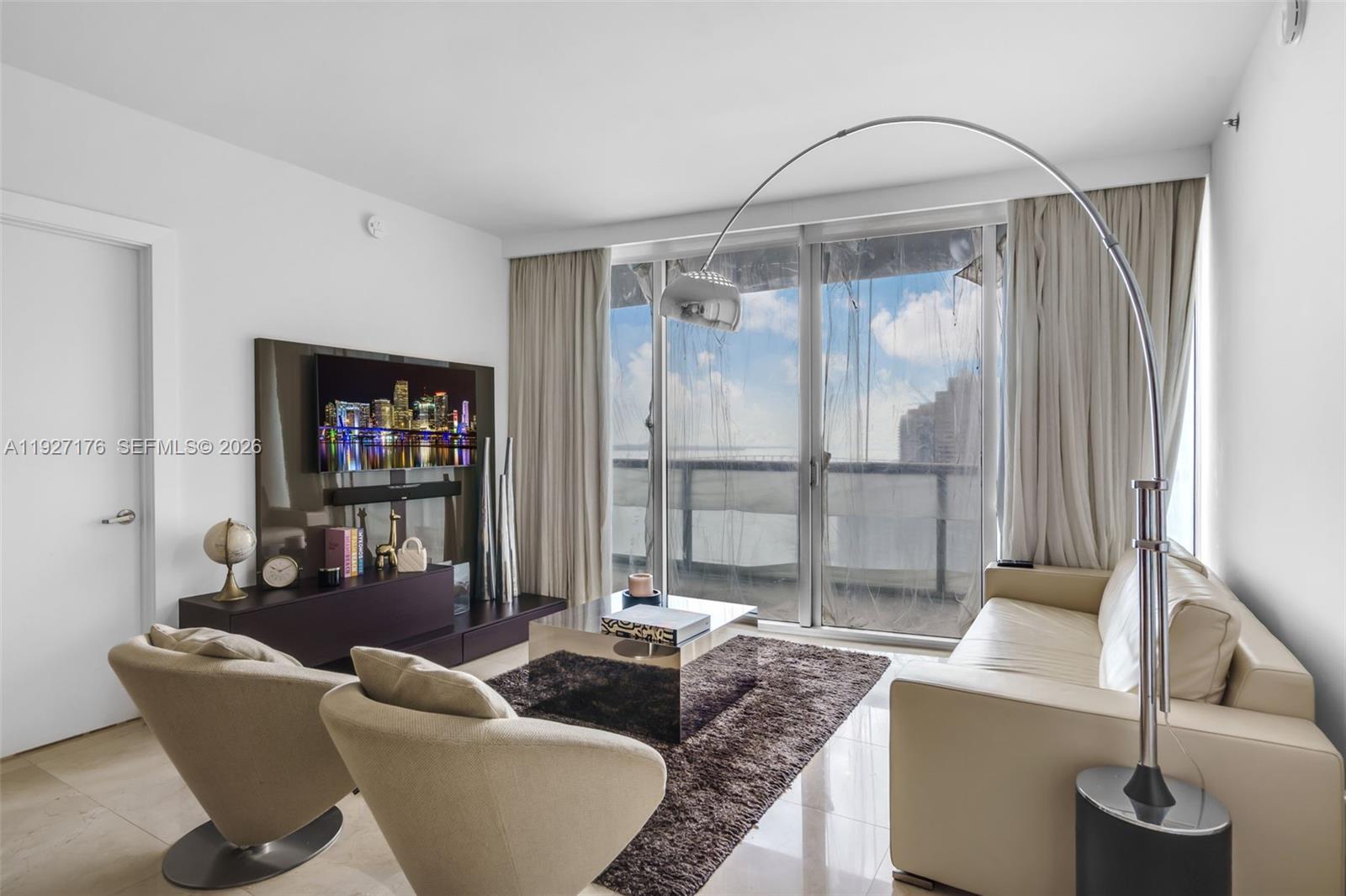 495 Brickell Ave 2405 Property Photo 10