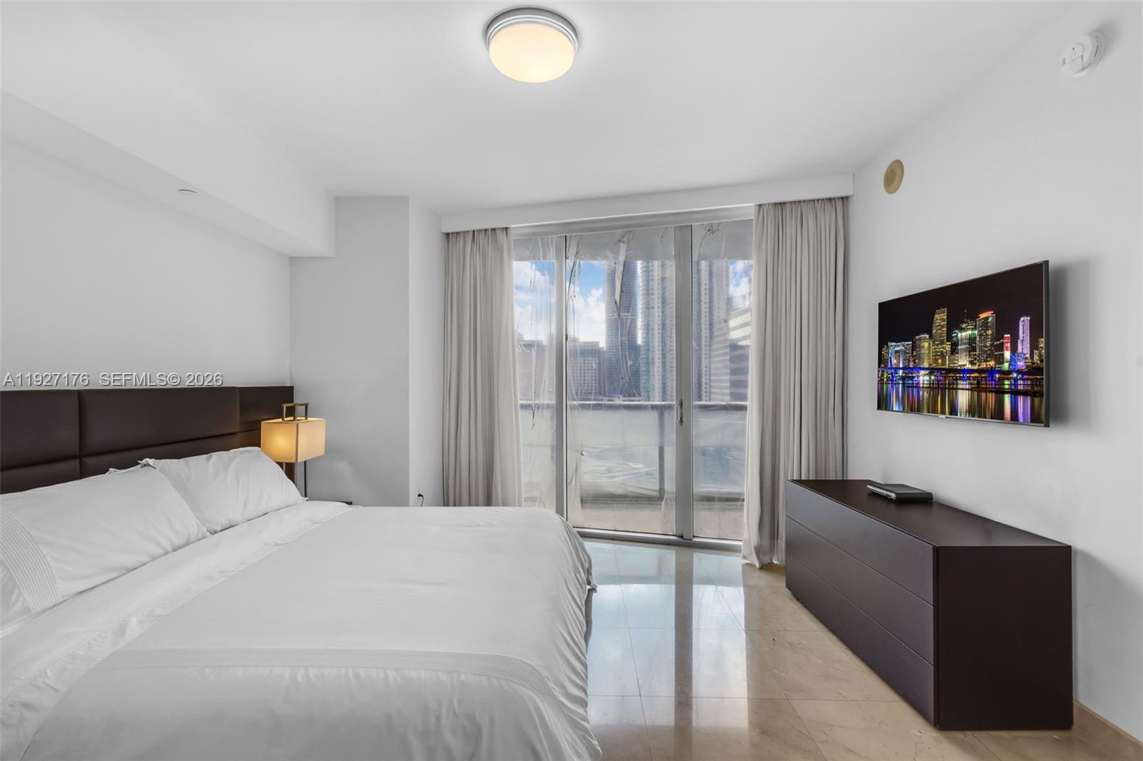 495 Brickell Ave 2405 Property Photo 16