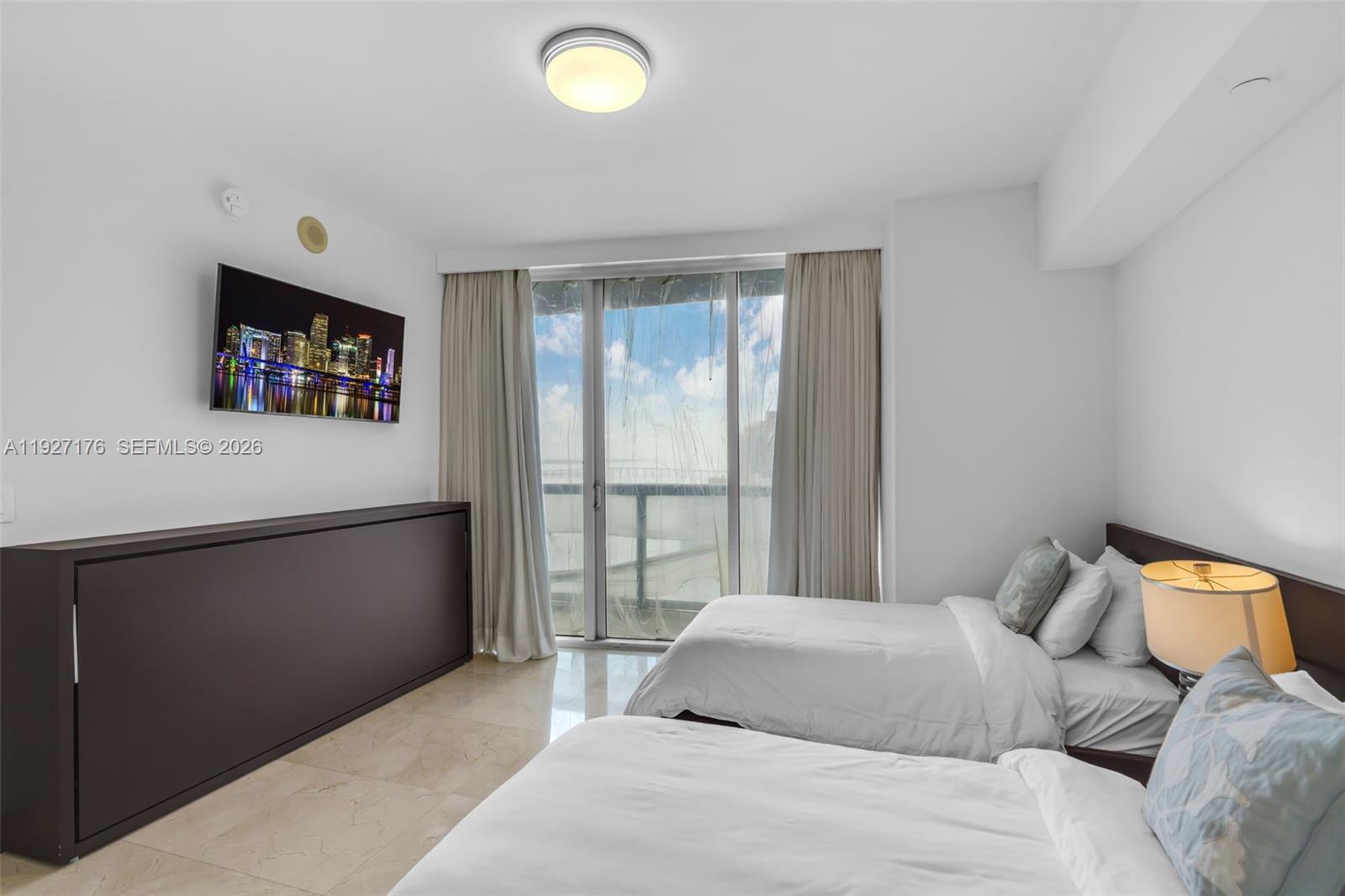 495 Brickell Ave 2405 Property Photo 24
