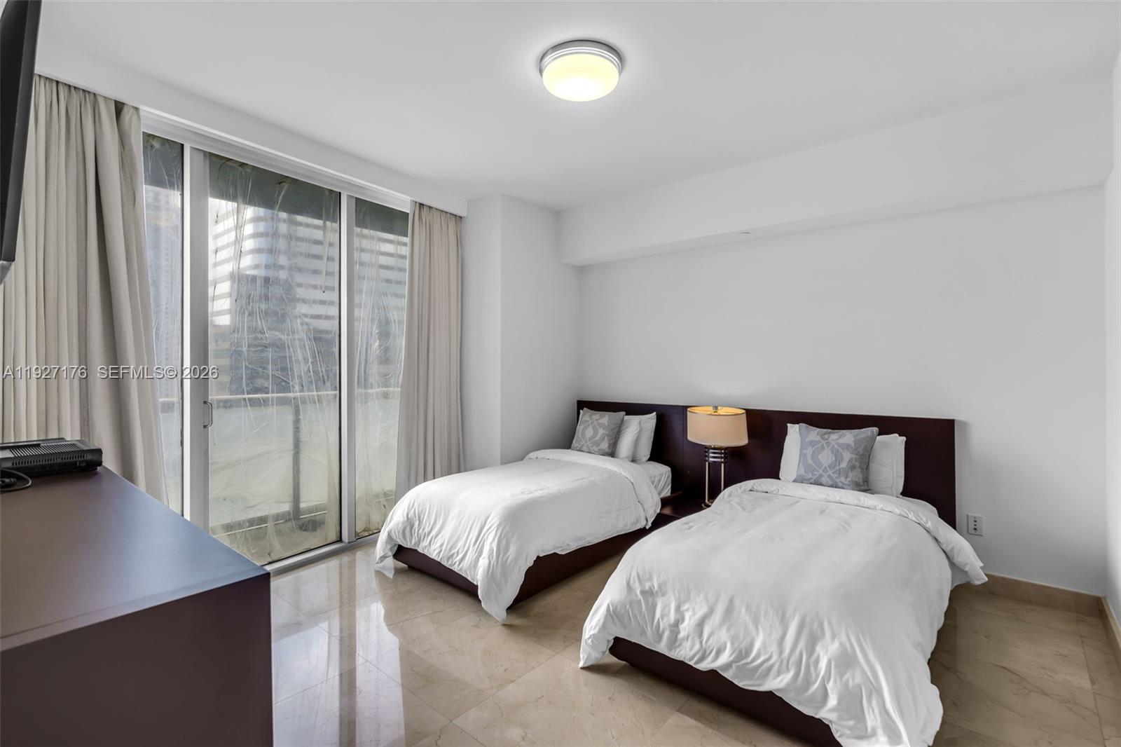 495 Brickell Ave 2405 Property Photo 25