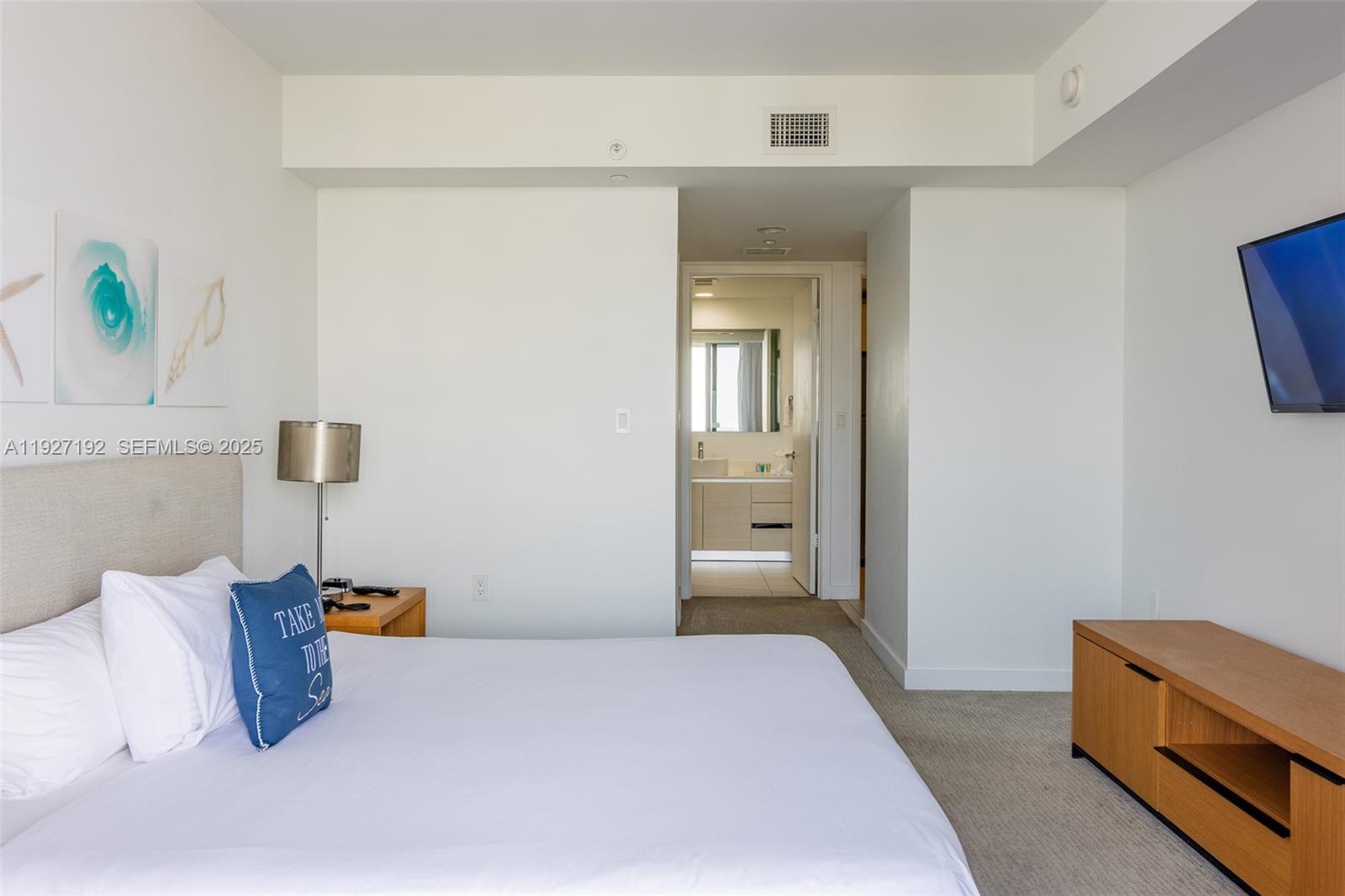2602 E Hallandale Beach Blvd R708 Property Photo 17