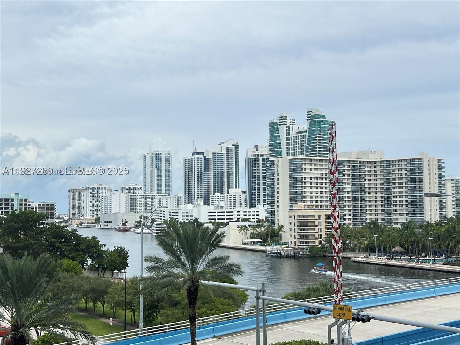 2602 E Hallandale Beach Blvd R809 Property Photo 30