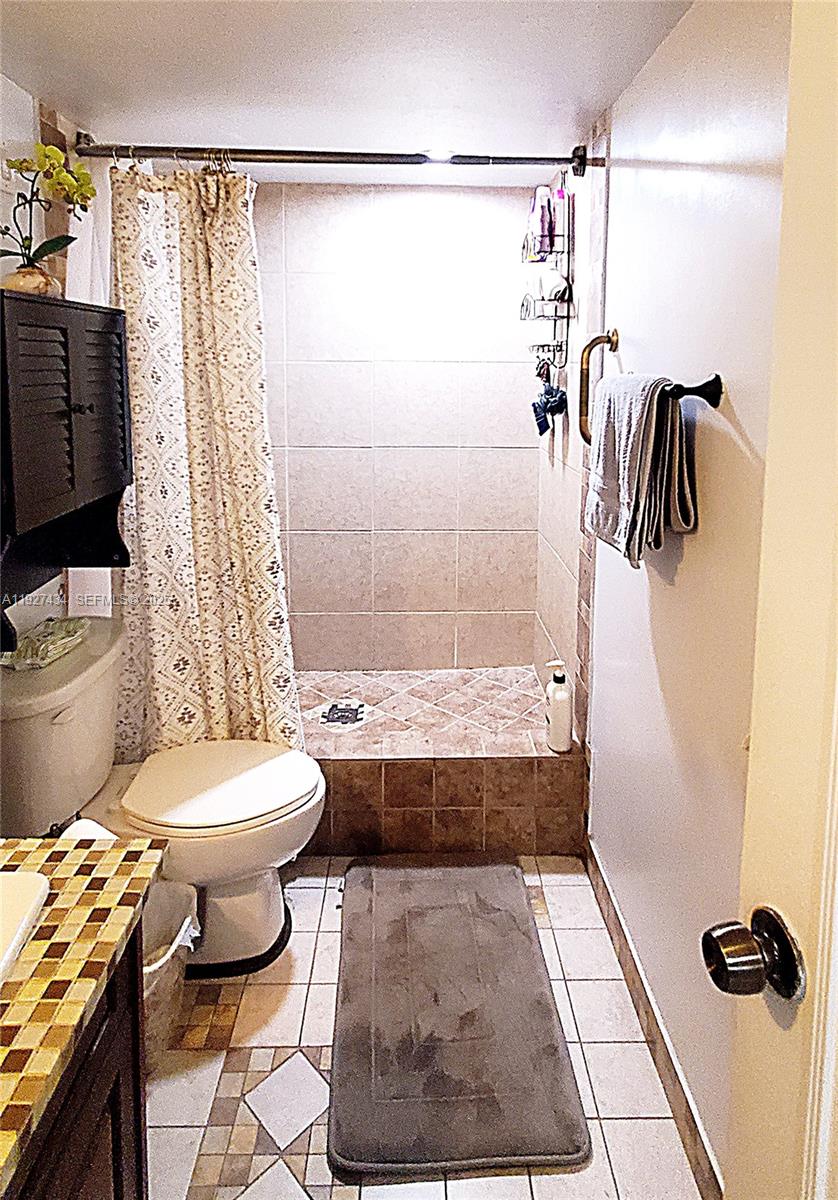 3905 N Nob Hill Rd 510 Property Photo 11