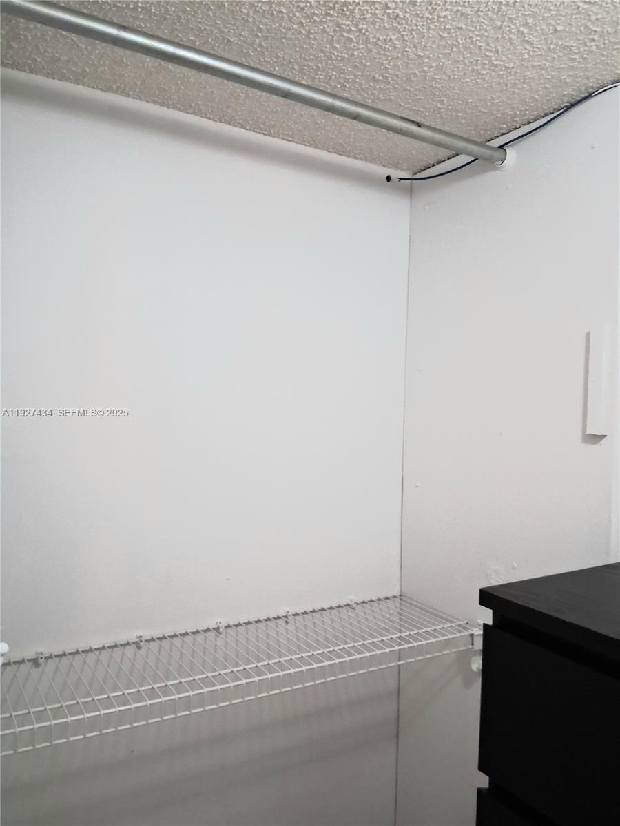 3905 N Nob Hill Rd 510 Property Photo 38