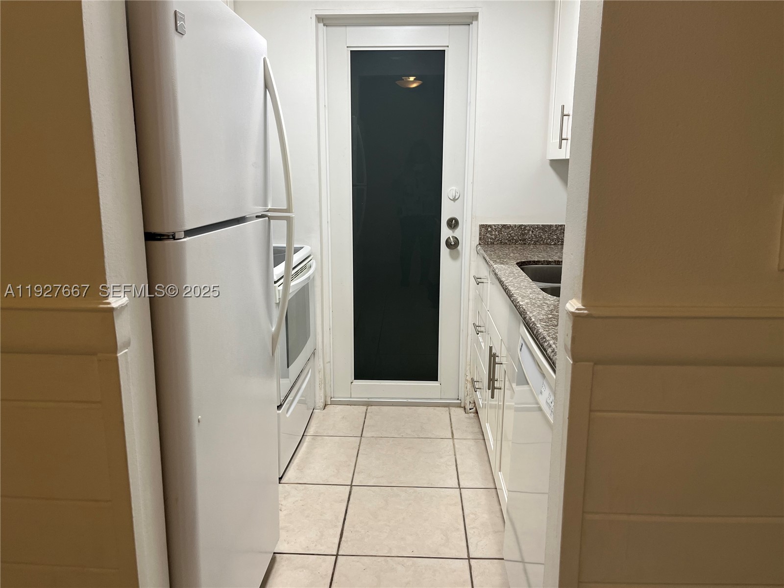 255 Sunrise Dr 103 Property Photo 14
