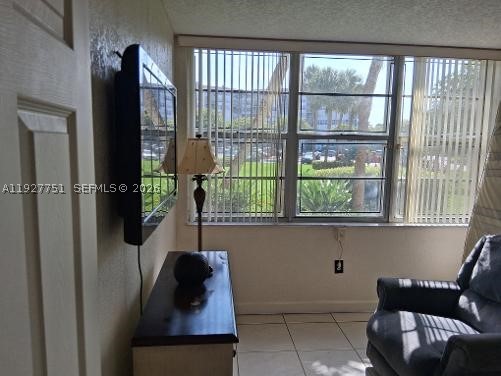 1000 Saint Charles Pl L2 Property Photo 8