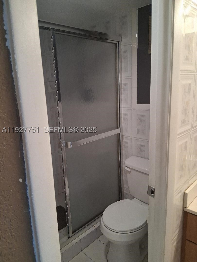 1000 Saint Charles Pl L2 Property Photo 15