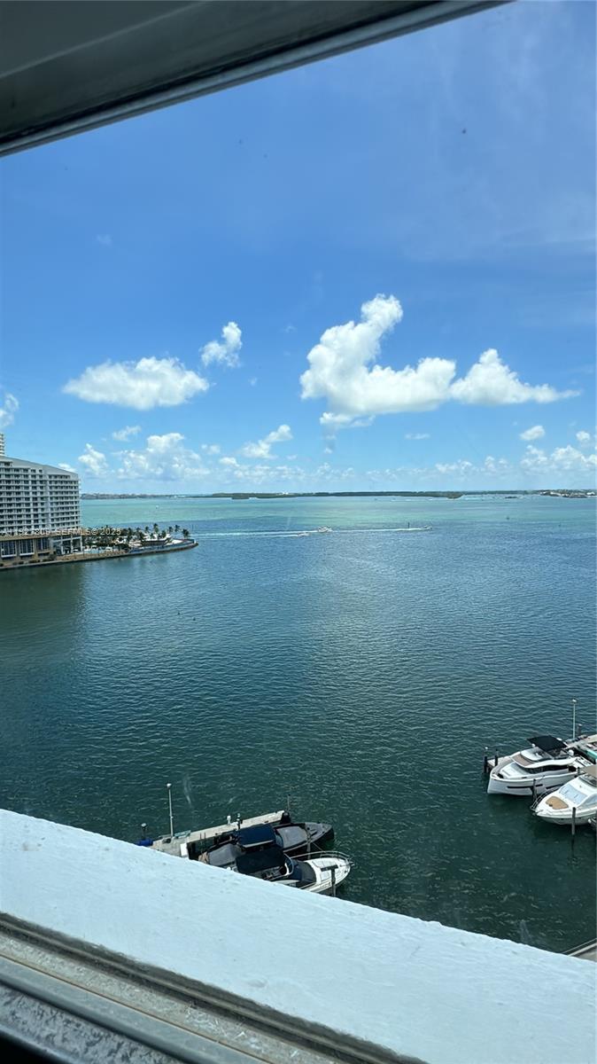 905 Brickell Bay Dr 1530 A-b Property Photo 3