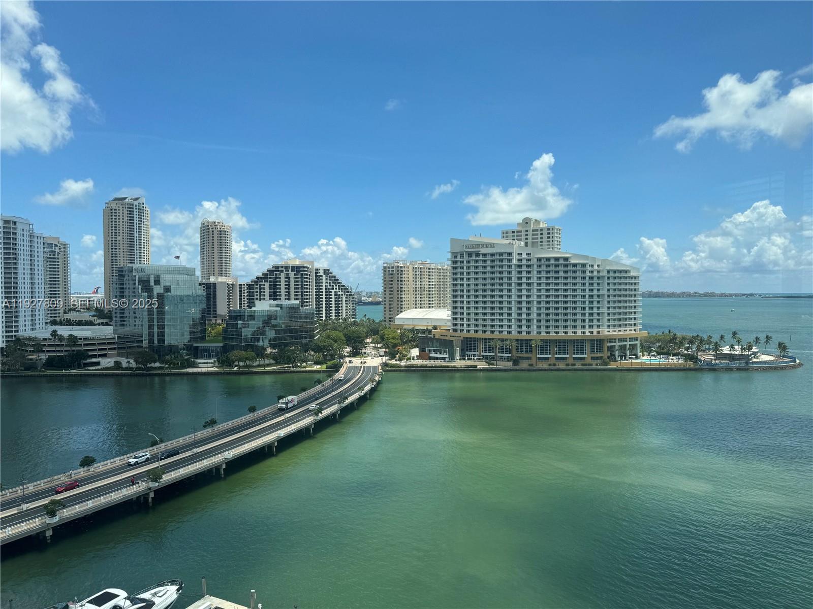 905 Brickell Bay Dr 1530 A-b Property Photo 6