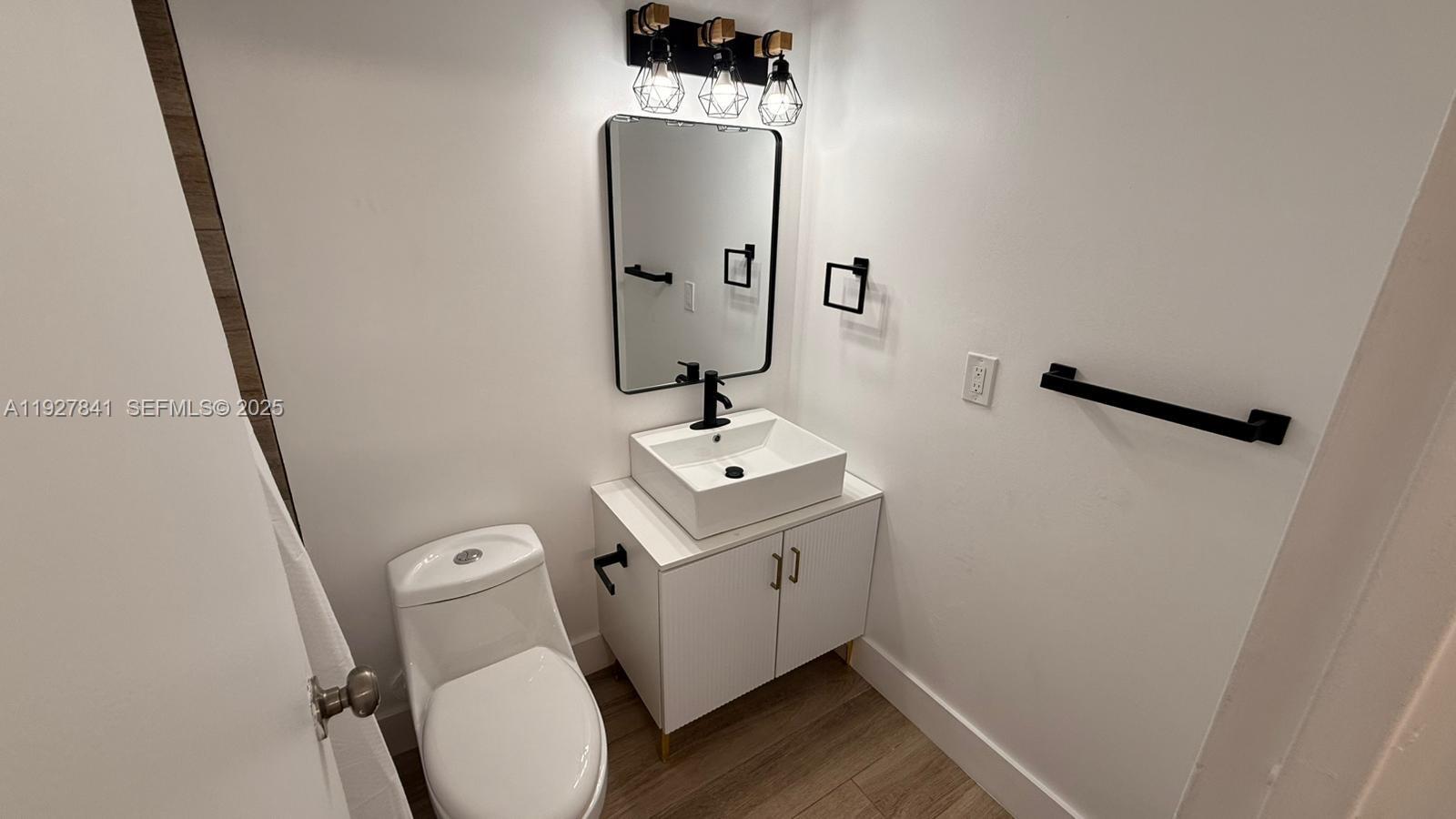 5845 Washington St 65 Property Photo 5