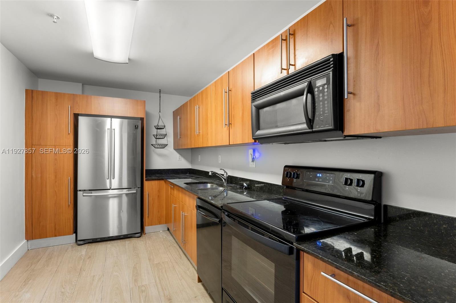 3001 S Ocean Dr 1145 Property Photo 4