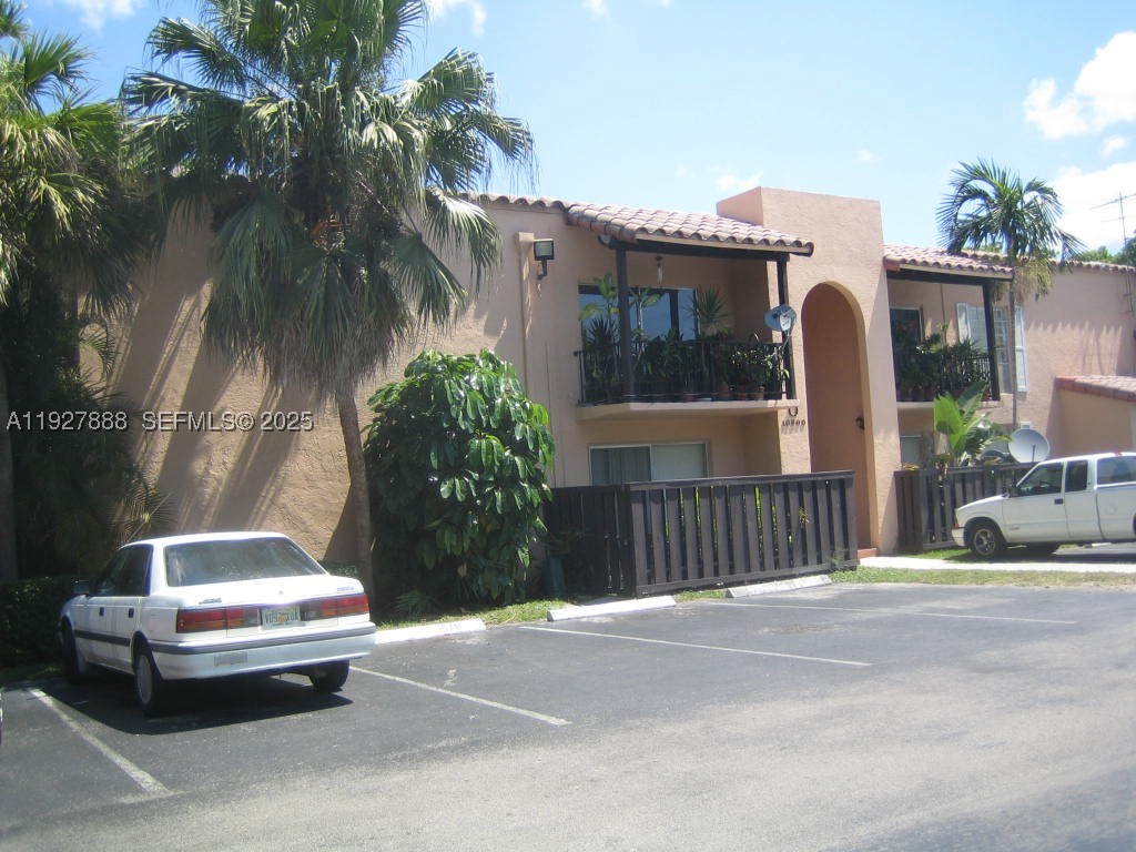 10744 N Kendall Dr M-16 Property Photo 15