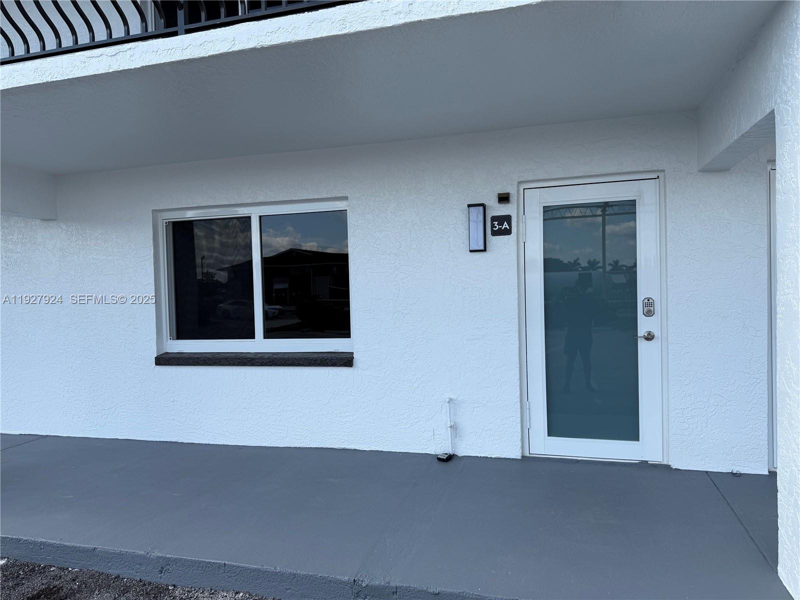2700 Evans Ave 3 Property Photo 6