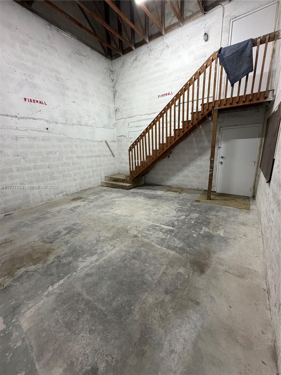 2700 Evans Ave 3 Property Photo 12