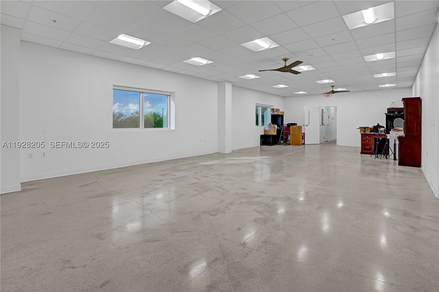 A11928205 Property Photo 33