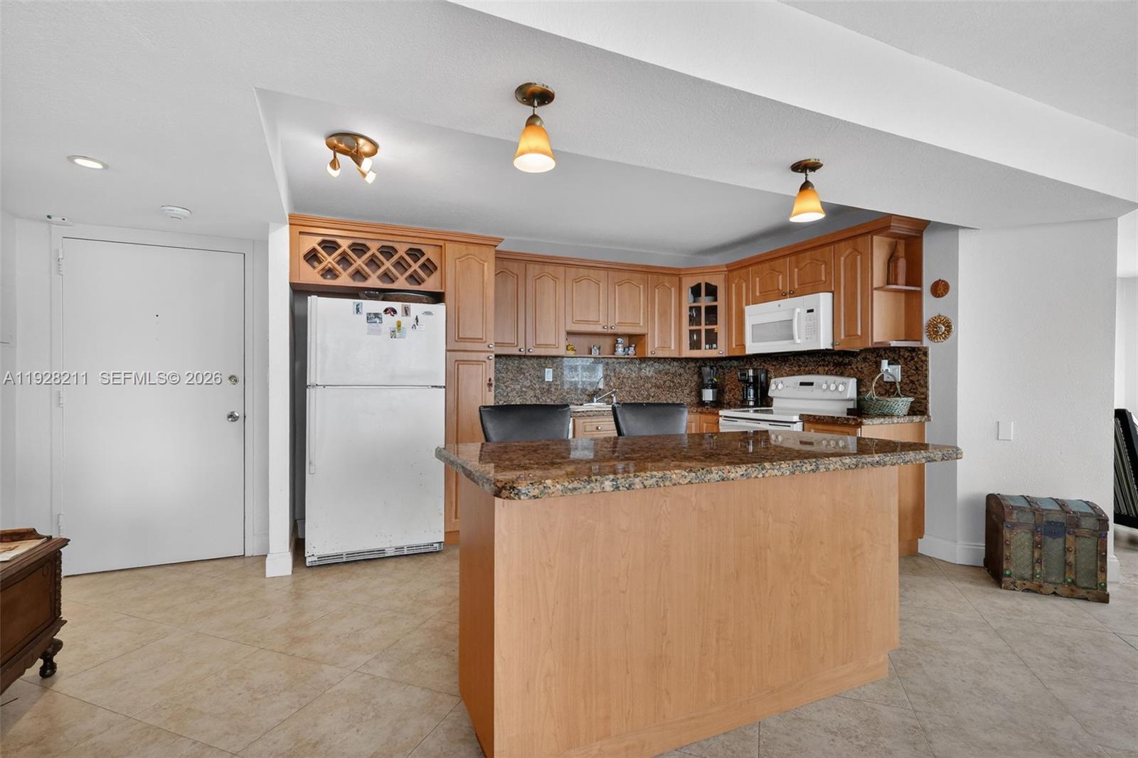 7135 Collins Ave 1015 Property Photo 6