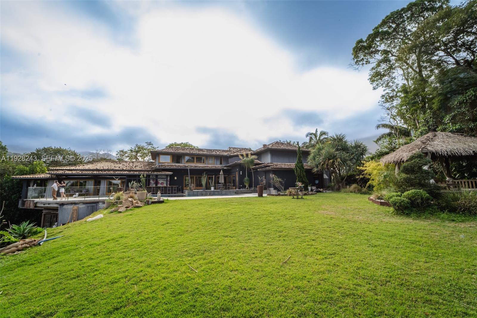 240 Rua Joao Borges Property Photo 31