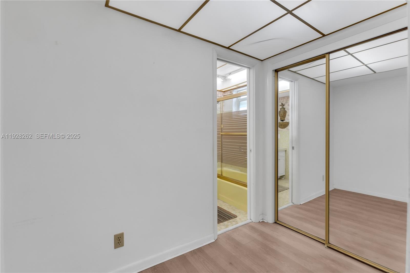 215 Se 3rd Ave 407b Property Photo 15