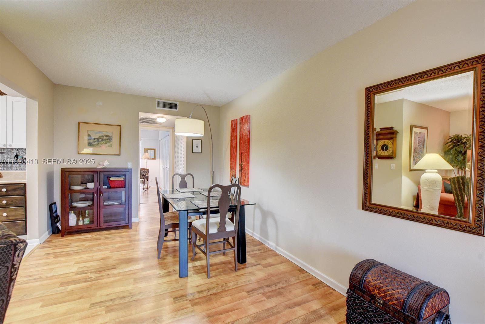 293 Mansfield G 293 Property Photo 4
