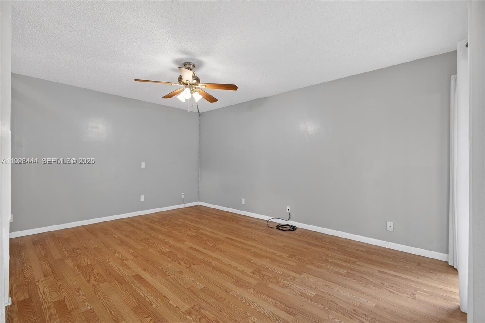 707 Stonewood Ct 19c Property Photo 7