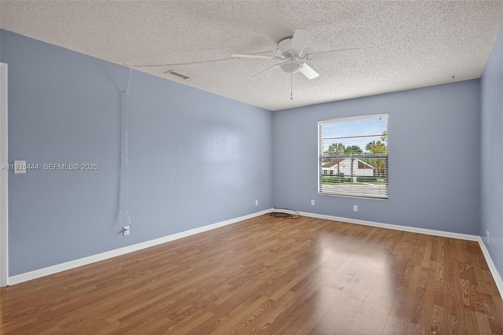 707 Stonewood Ct 19c Property Photo 33