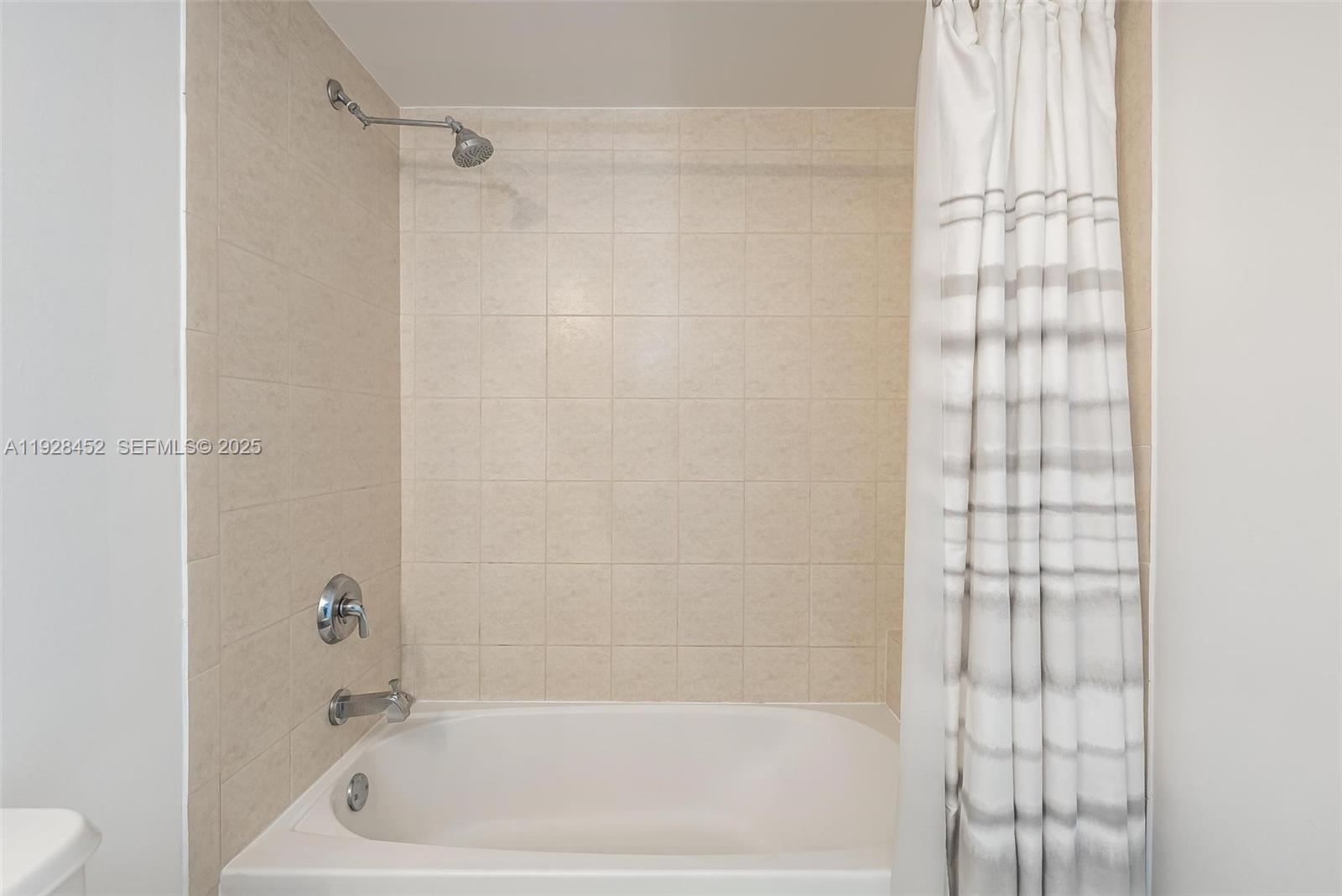 16699 Collins Ave 1507 Property Photo 17