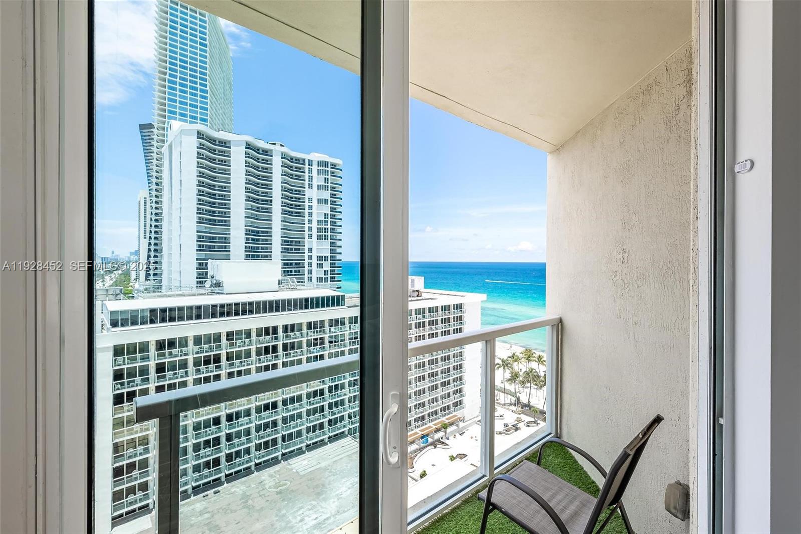 16699 Collins Ave 1507 Property Photo 19