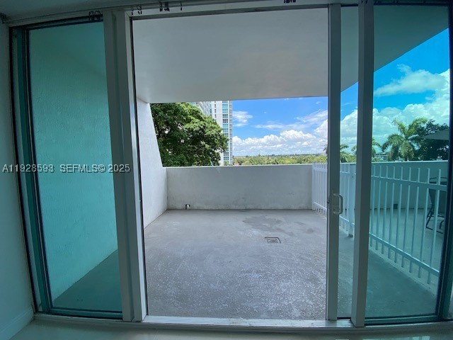 1861 Nw S River Dr 702 Property Photo 19