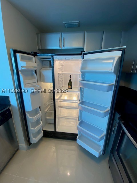 1861 Nw S River Dr 702 Property Photo 23